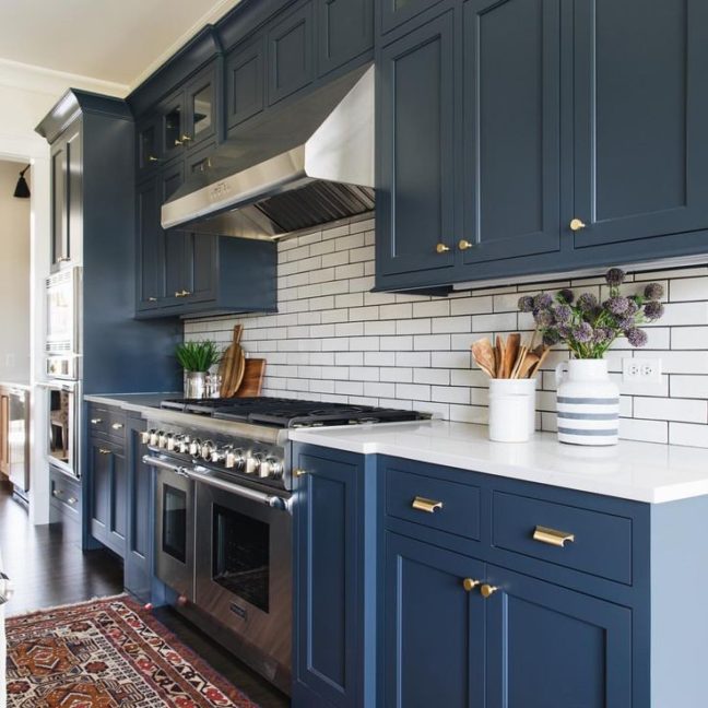 Newburyport Blue by Benjamin Moore | Keep Calm and Kary On